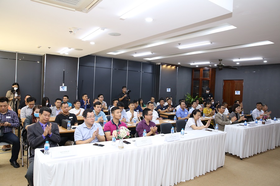 Lễ ra mắt có sự tham gia của nhiều quý đối tác, nhãn hàng lớn