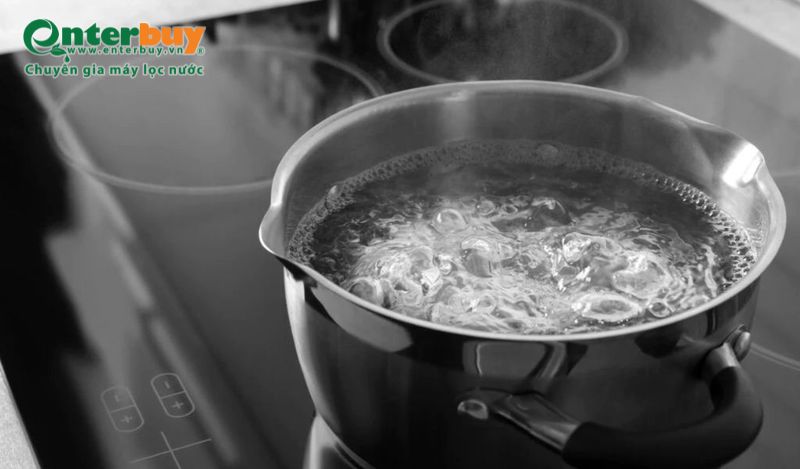 Đun sôi nước kiềm là việc không cần thiết