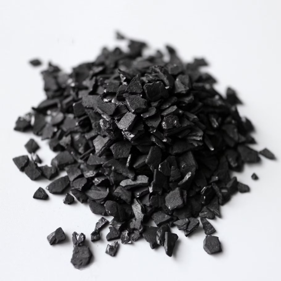 Than hoạt tính tạo nên bộ lọc than để lọc nước