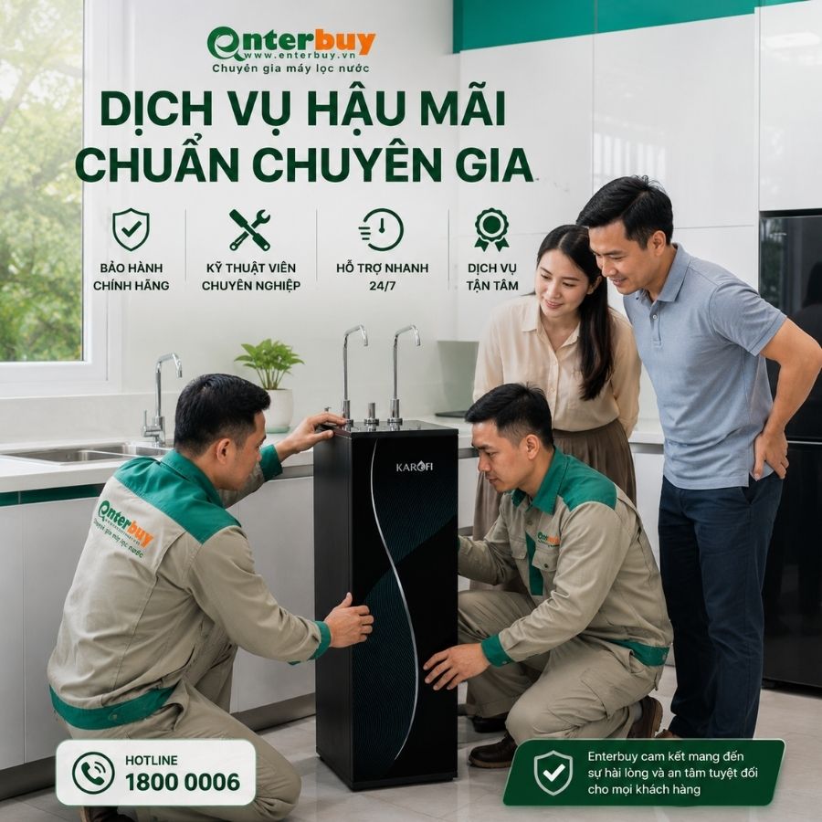 Kỹ thuật viên Enterbuy lắp máy lọc nước nóng lạnh Karofi KAD-D69.